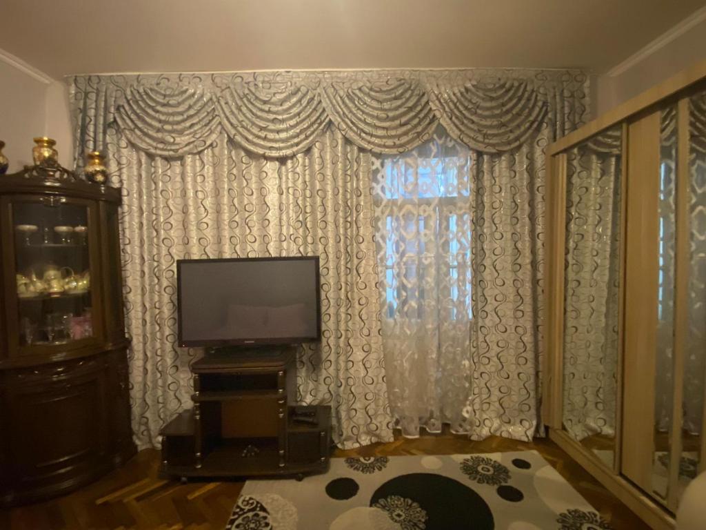 old garden room 6